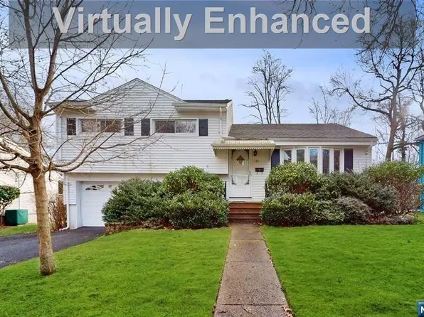 25 Kennedy Ter, Westwood, NJ 07675