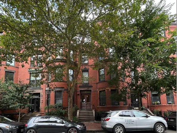 429 Marlborough St #2A, Boston, MA 02115