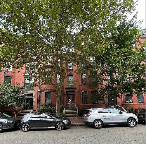 429 Marlborough St #3B Photo 1