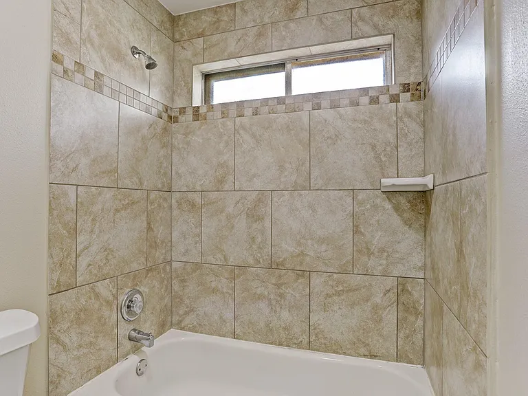 427 Merriweather St — Photo 15