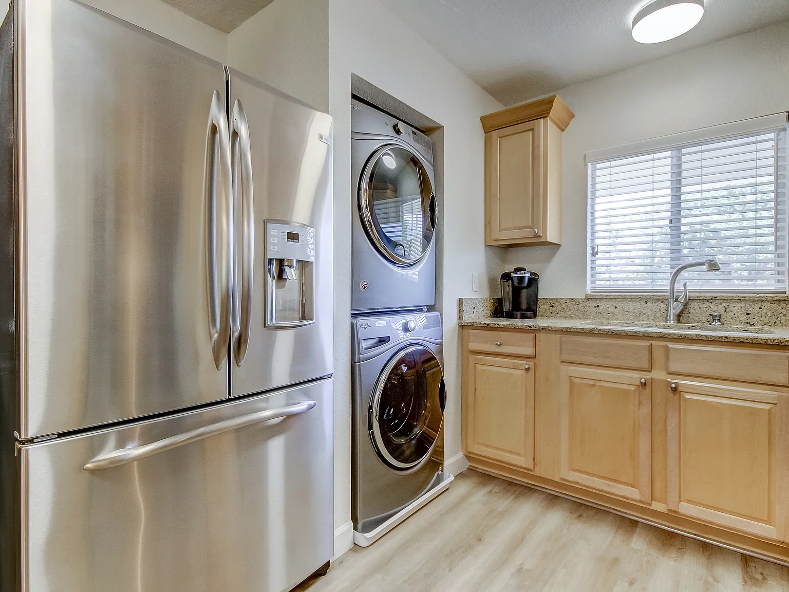 2 bed, 1145 sqft, $2,500 — Photo 2