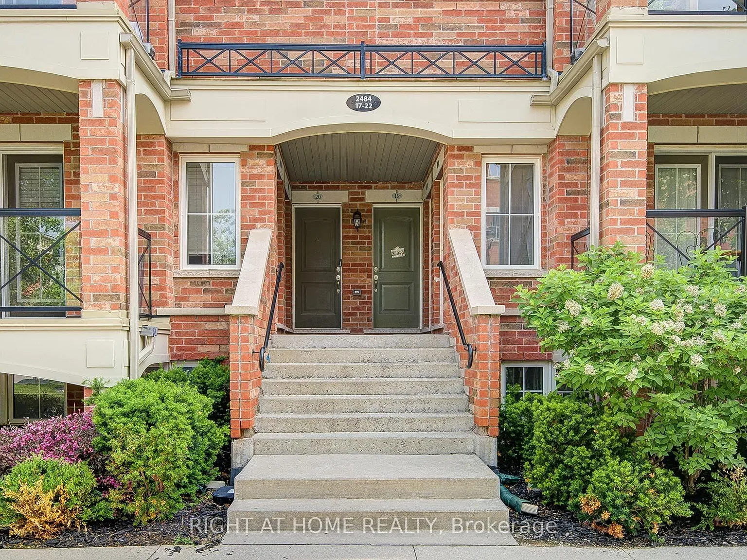 2 bed, $2,600 — Photo 3