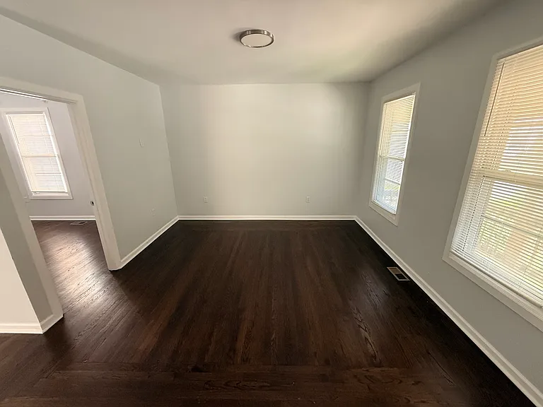 548 Winthrop Ave #1R — Photo 6