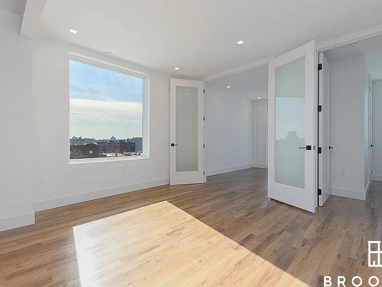 986 Rogers Ave #3C — Photo 6