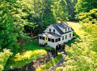 66 High St, Strong, ME 04983