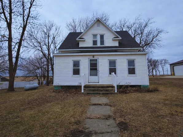 325 Linn St, Le Mars, IA 51031