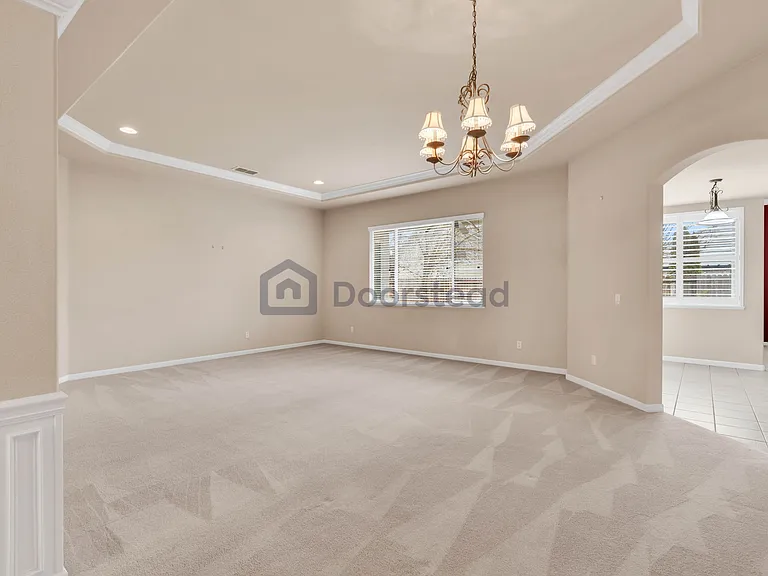 9713 Toscano Dr — Photo 4