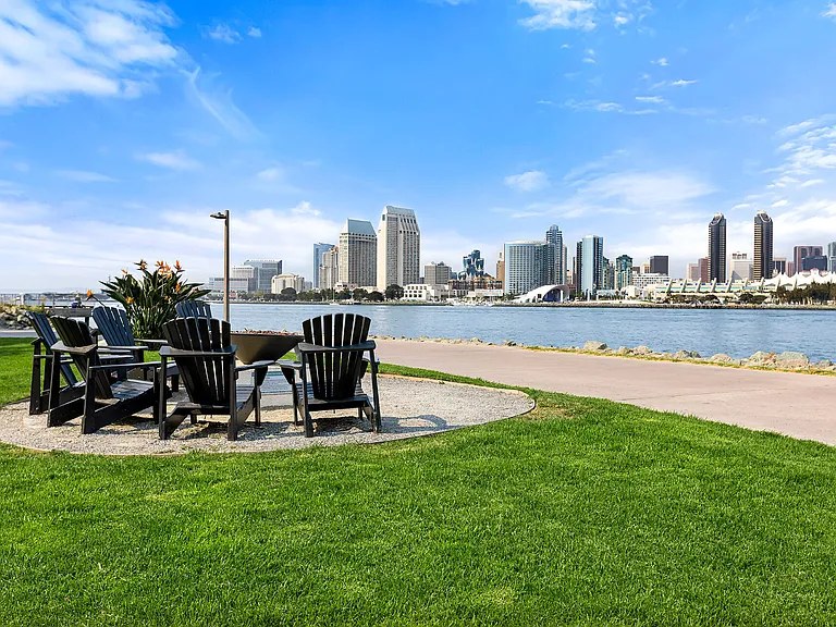 Bayside at Coronado — Photo 3