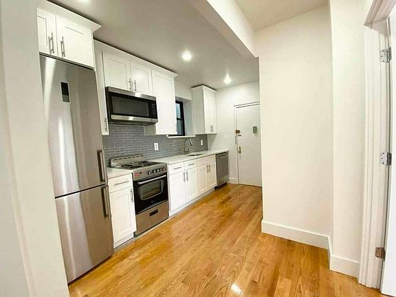 2nd image of 318 W 121st St #C5