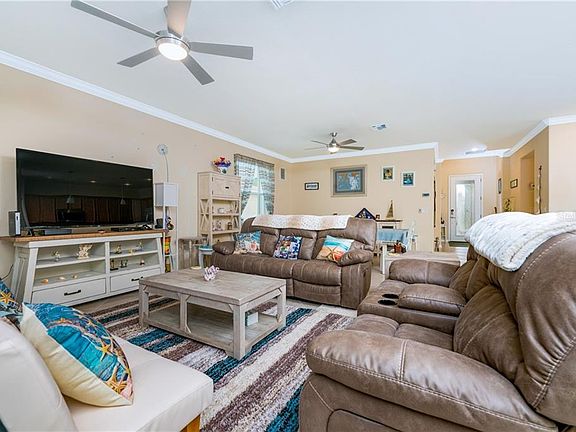 4th image of 4819 Brittain Way