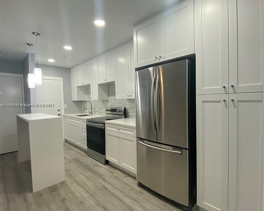 1st image of 6310 SW 79th St APT 15