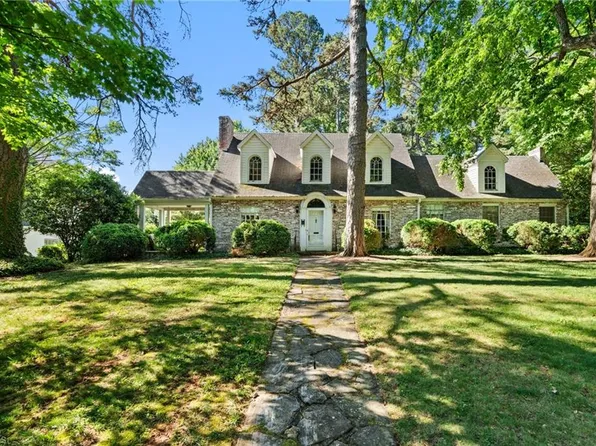 2928 Windsor Rd, Winston Salem, NC 27104