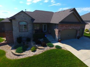 1116 E Park Grove Dr, Manhattan, KS 66503