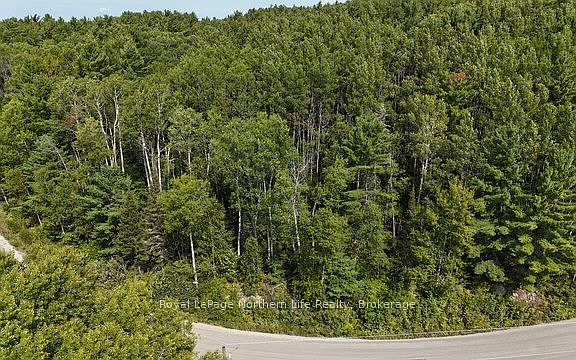 3rd image of LOT 3 Fox Run