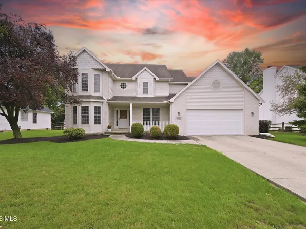 8127 Silverstone Dr, Waterville, OH 43566