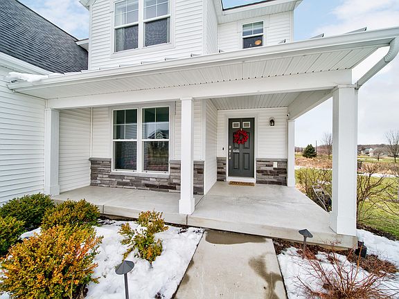 4th image of 4415 Caspian Dr