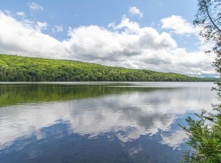 84 N End Rd, Lyndonville, VT 05871