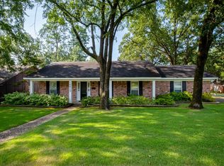 10013 Charterhouse Rd, Little Rock, AR 72227