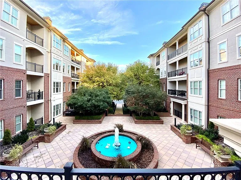 3635 E Paces Cir NE #1107 — Photo 1