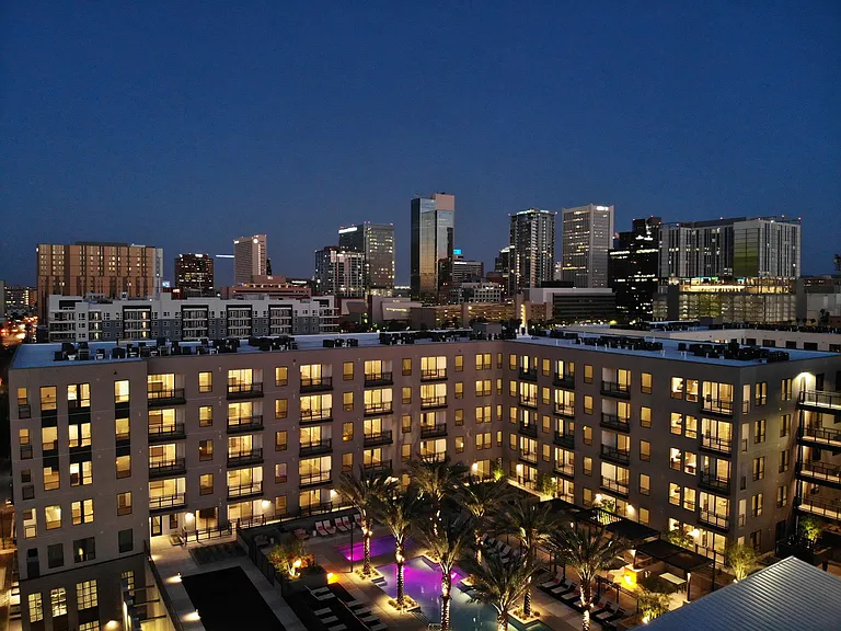 AVE Phoenix Terra — Photo 11