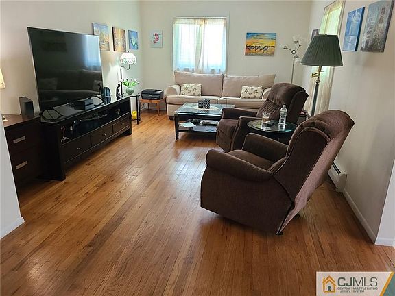 3rd image of 8 Dove St #C