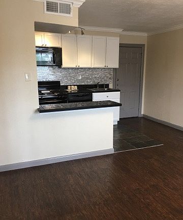 4th image of 1527 Annex Ave APT 203