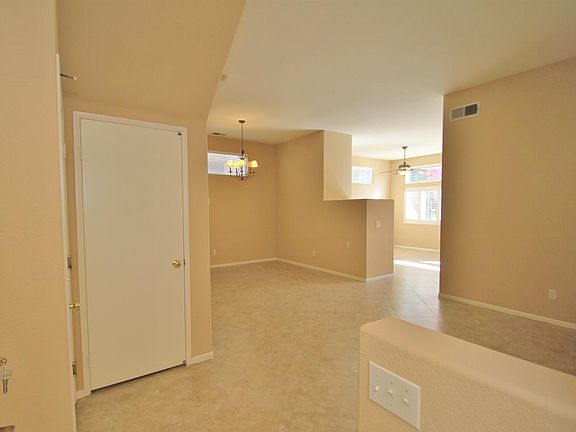 3rd image of 9658 Galvin Ave