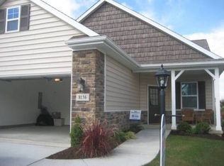8136 Sunset Ln, Sylvania, OH 43560