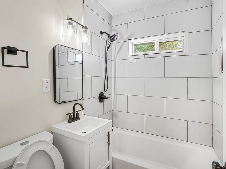 2206 N 26th St #2 — Photo 10