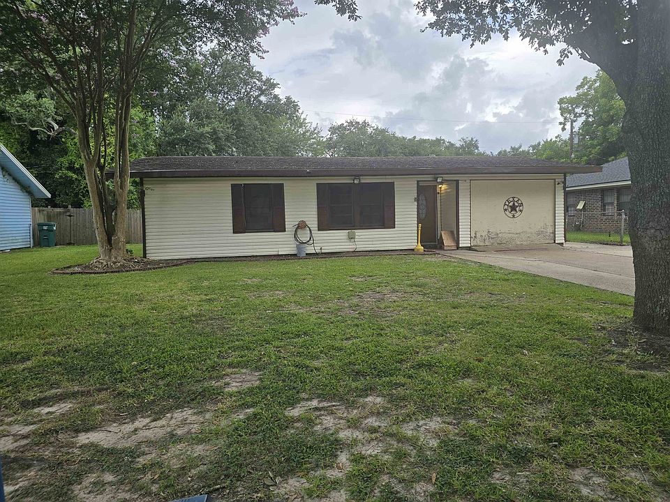 1st image of 31 Circle E