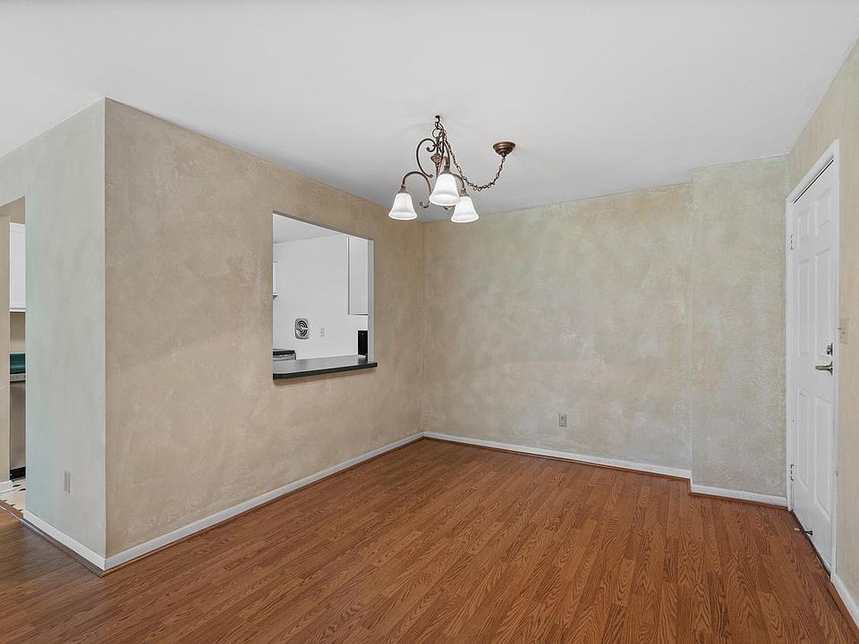Laurelwoods Condominiums 131 Heidel Rd Mequon WI Zillow