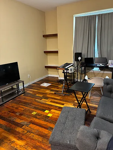 1000 Porter St Photo 1
