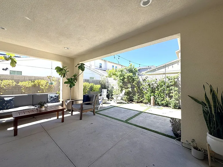 31 Jarano St — Photo 23