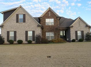 548 Sterling Ridge Dr, Atoka, TN 38004