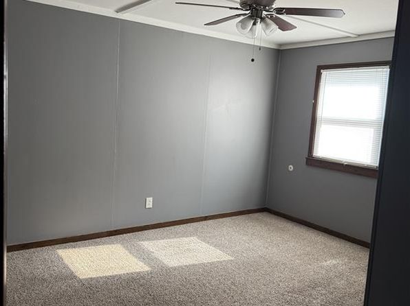728 Seneca St #1, Leavenworth, KS 66048