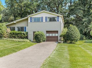 4 Summit Pl, Croton On Hudson, NY 10520