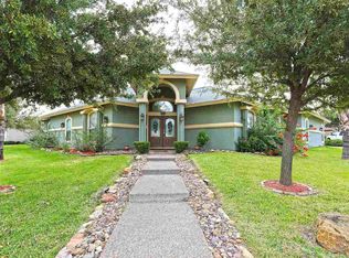 3001 Mark Twain Dr, Laredo, TX 78041