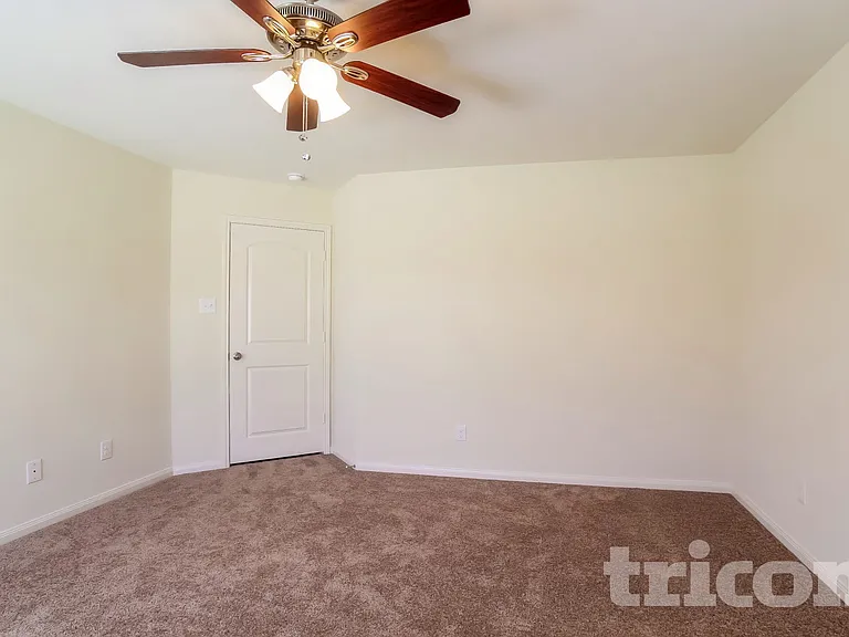 2310 Regatta Ln — Photo 6