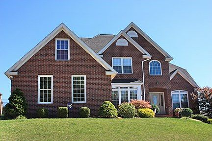 1st image of 150 Ronald Reagan Dr
