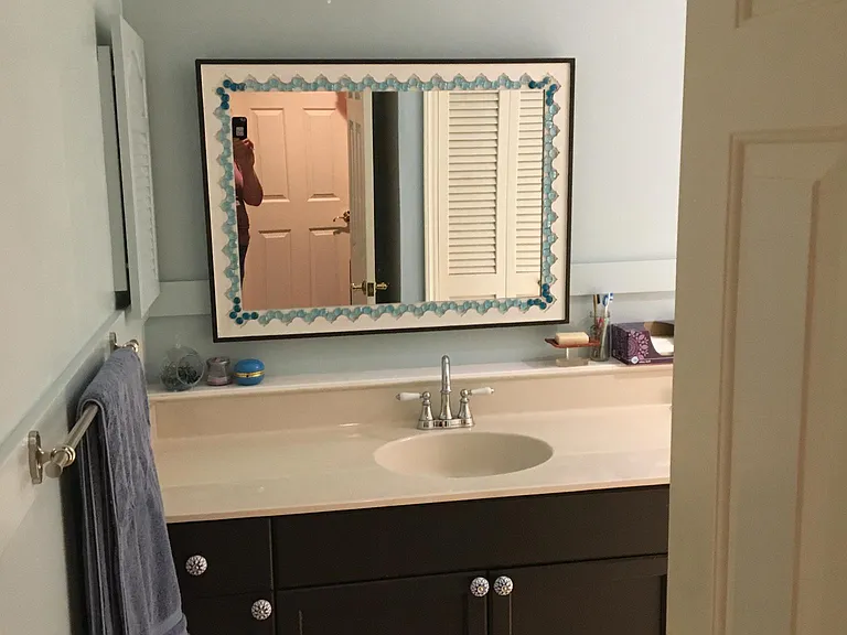Hall bath across from Large bedroom (off Entry)