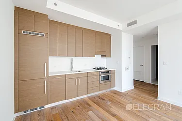 Rented by (Legacy) Elegran