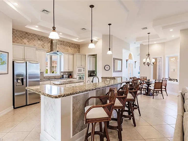 950 Snowberry Ct — Photo 11