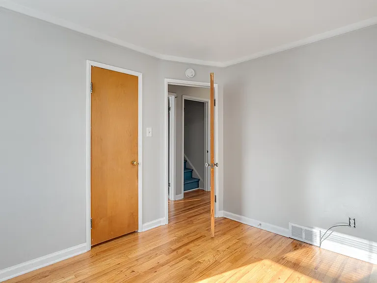 357 Emmons Blvd — Photo 6