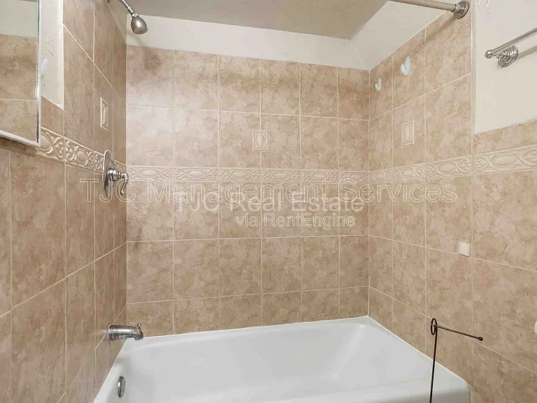 1223 N Lafayette St #7 — Photo 8