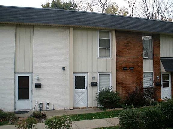 2nd image of 103 College Park Dr