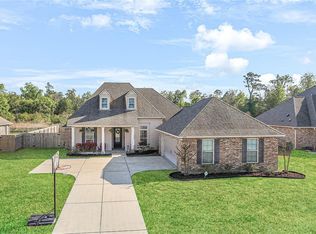 537 Strawberry Ln, Madisonville, LA 70447