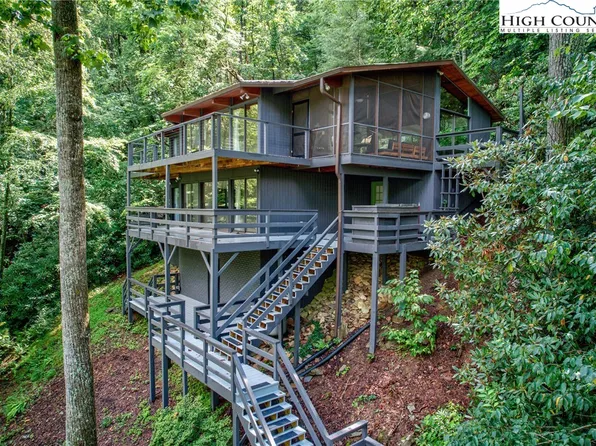 3077 Phoebe, Lenoir, NC 28645