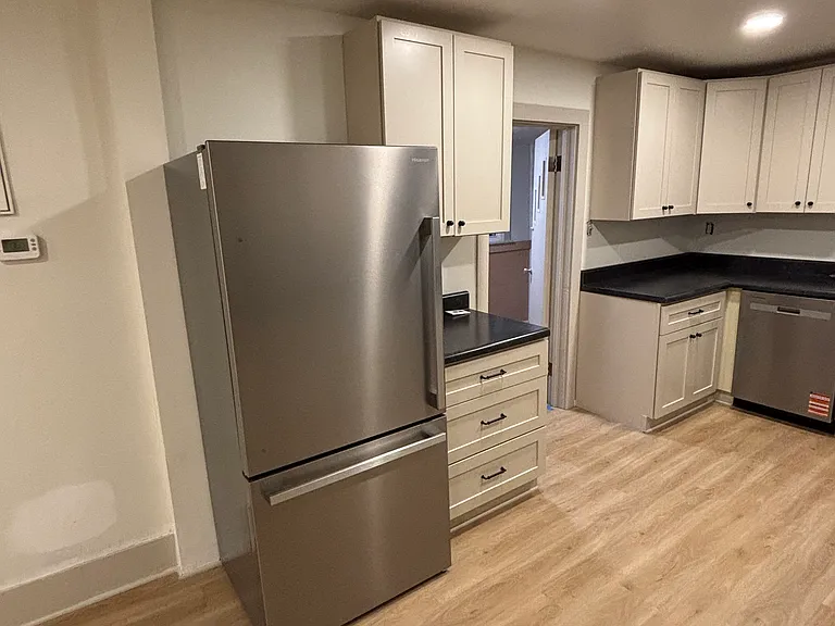 1210 E Chilhowie Ave — Photo 7