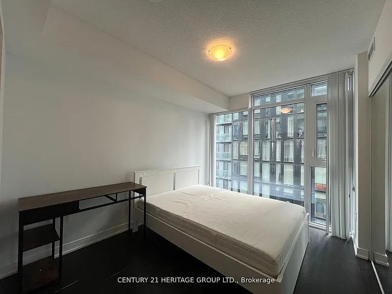 50 Wellesley St E #1202 — Photo 10