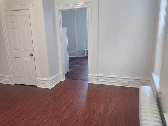 5th image of 1017 Lehman St #3